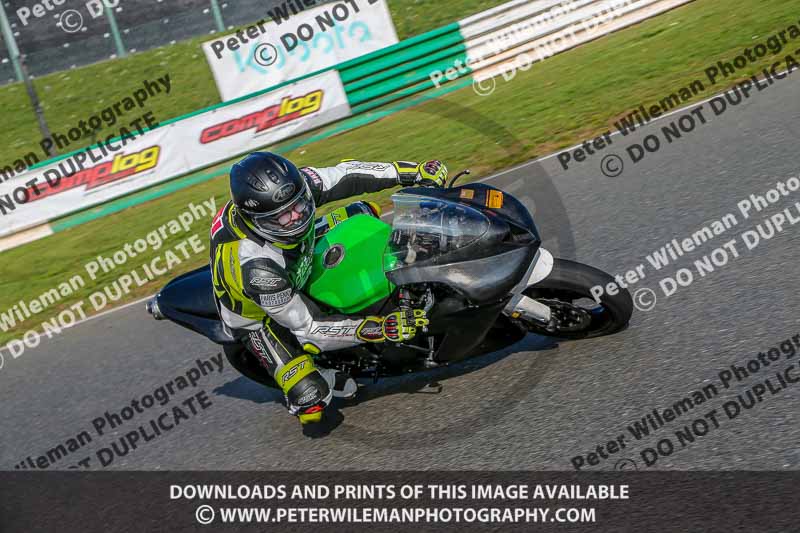 PJ Motorsport Photography 2018;enduro digital images;event digital images;eventdigitalimages;mallory park;mallory park photographs;mallory park trackday;mallory park trackday photographs;no limits trackdays;peter wileman photography;racing digital images;trackday digital images;trackday photos